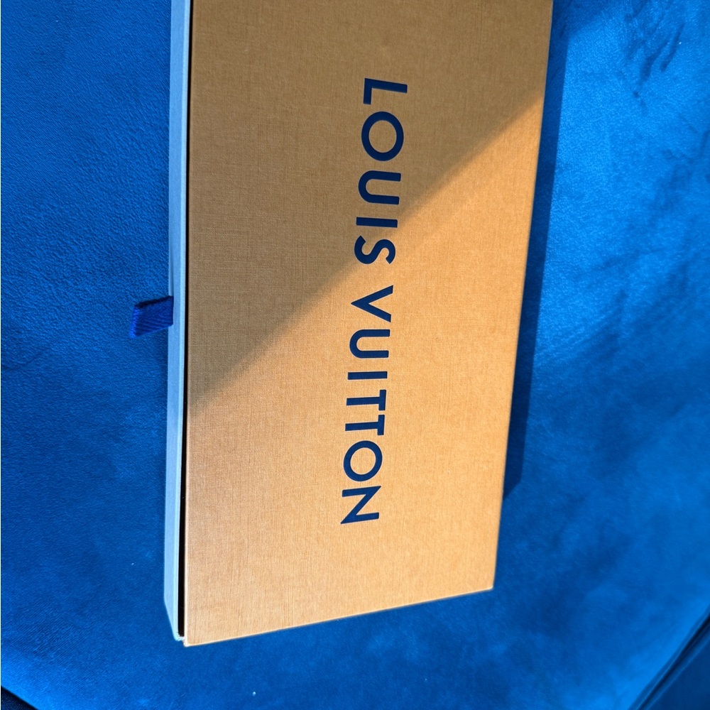 Louis Vuitton Tan Box with Blue Accents